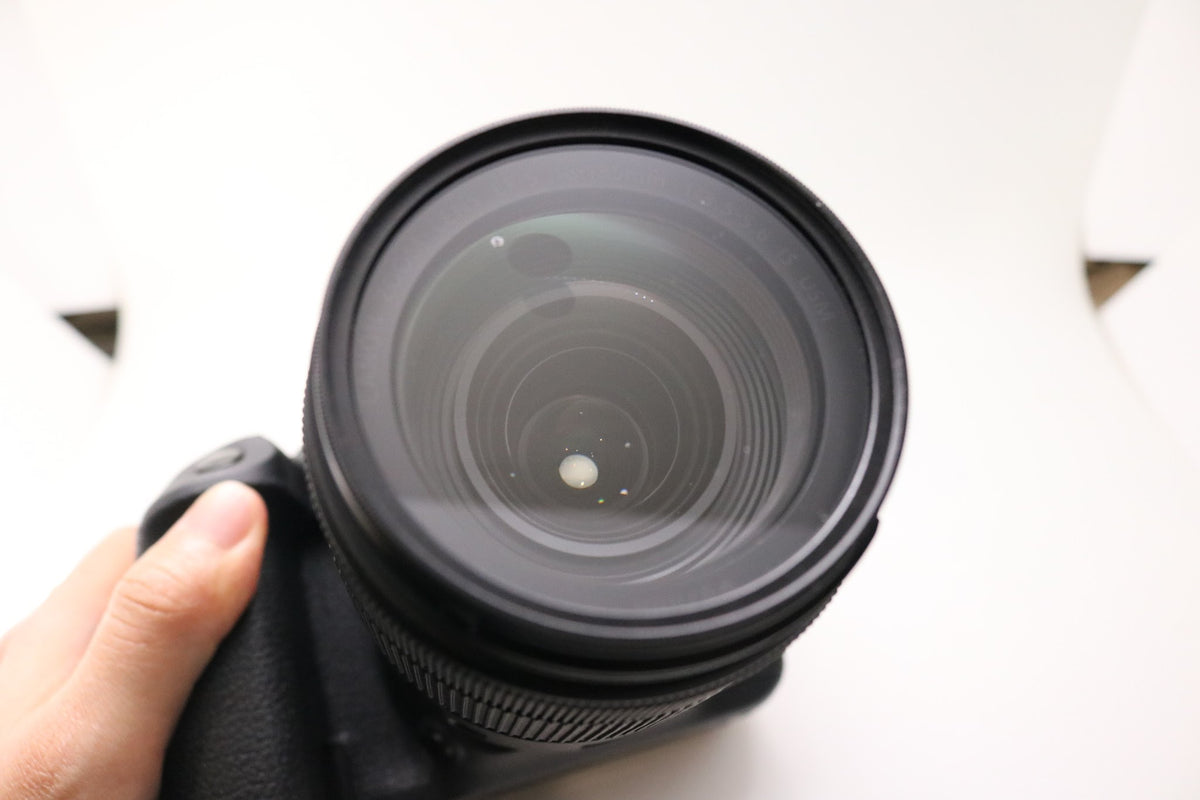 Canon EOS 90D DSLR Camera with EF-S 18-135mm Lens