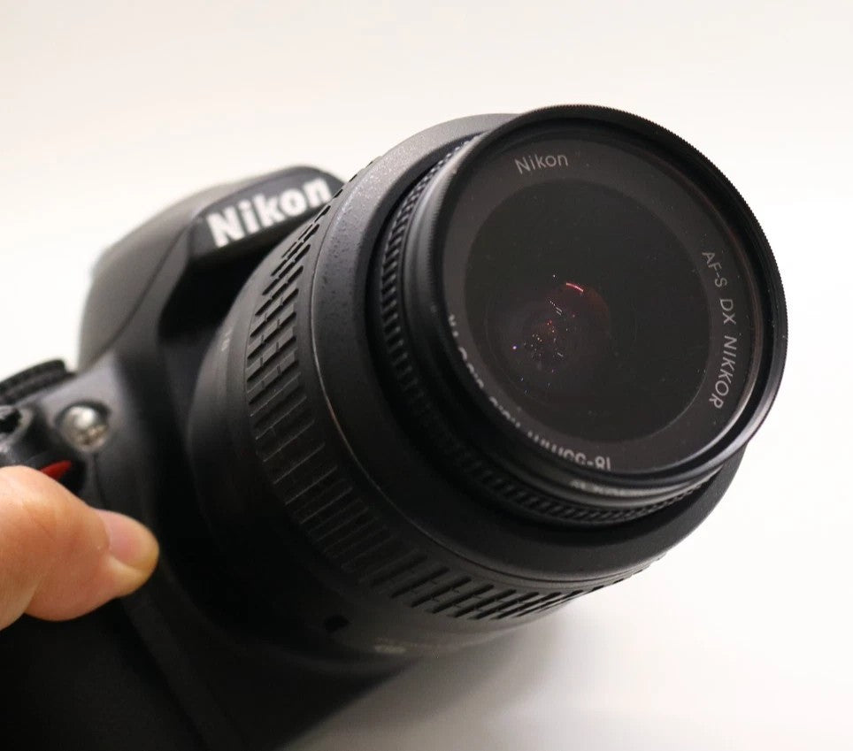 Nikon D3000 DSLR Camera with AF-S DX 18-55mm f/3.5-5.6G VR Lens