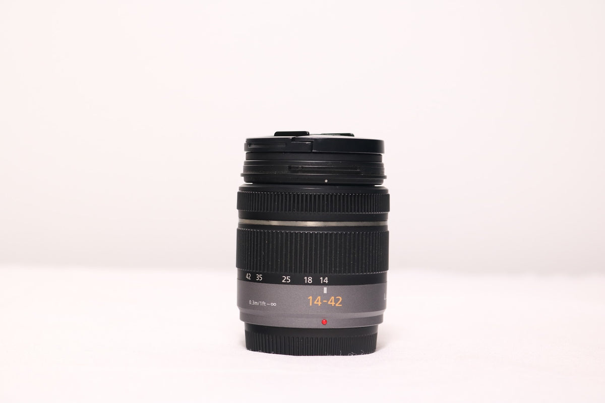 Panasonic Lumix G Vario 14-42mm f/3.5-5.6 ASPH. MEGA O.I.S. Lens