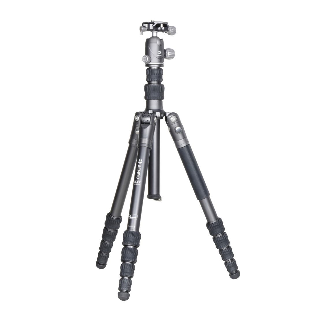 Benro Bat 15A with VX20 Ball Head Aluminium 5 Section Photo Tripod Kit