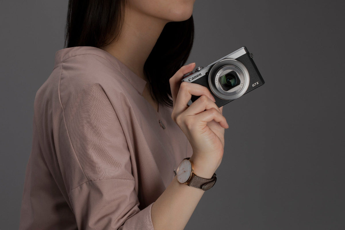 Canon PowerShot G7X Mark III Silver Digital Compact Camera - additional product view
