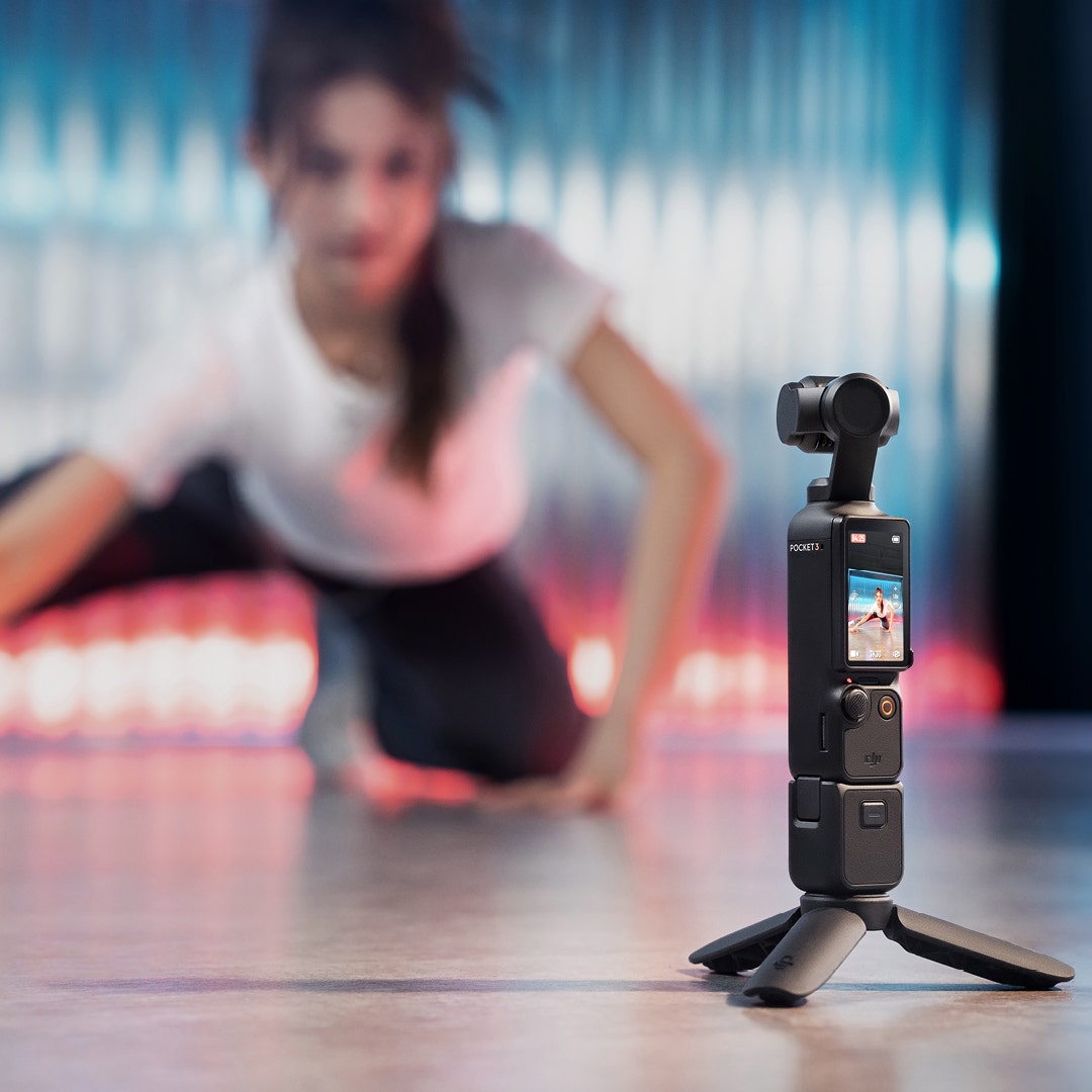 DJI Osmo Pocket 3 4K 3-Axis Camera/Gimbal Creator Combo - additional product view