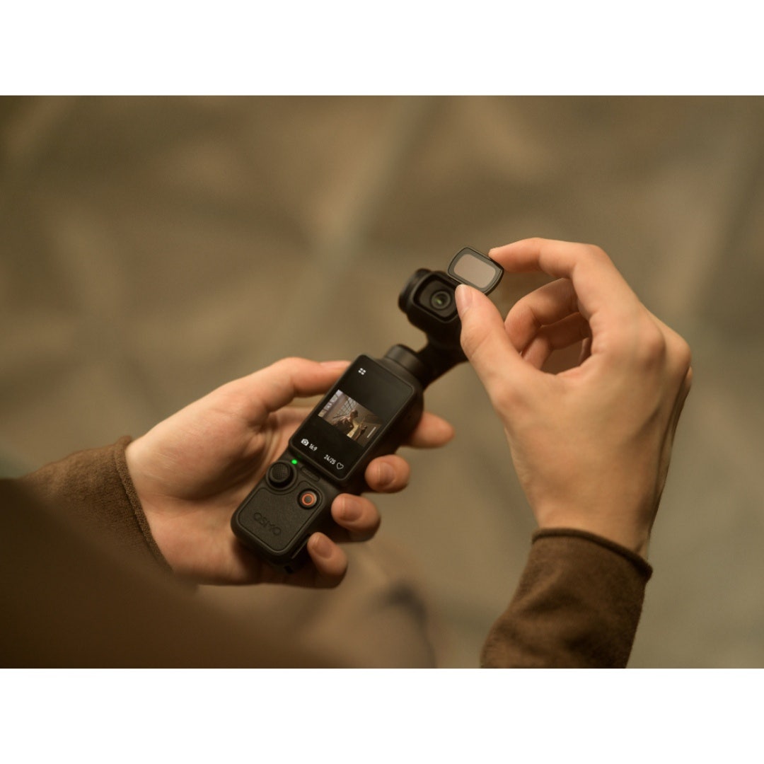 DJI Osmo Pocket 4 Camera/Gimbal Creator Combo - additional product view