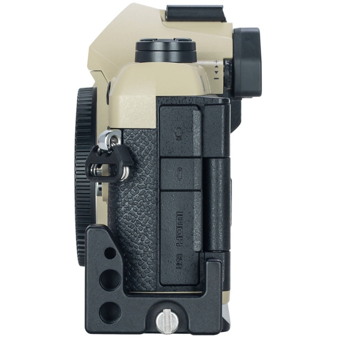FLeofoto L-Bracket for Olympus OM-5II – Black - additional product view