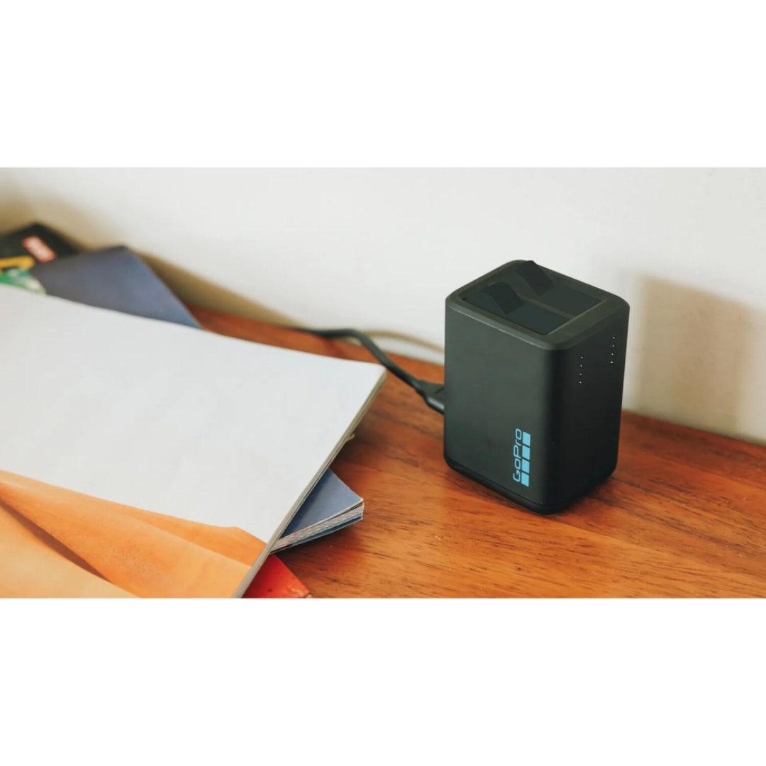 GoPro Dual Battery Charger (Enduro 2 Battery Included / For Mission 1 - additional product view
