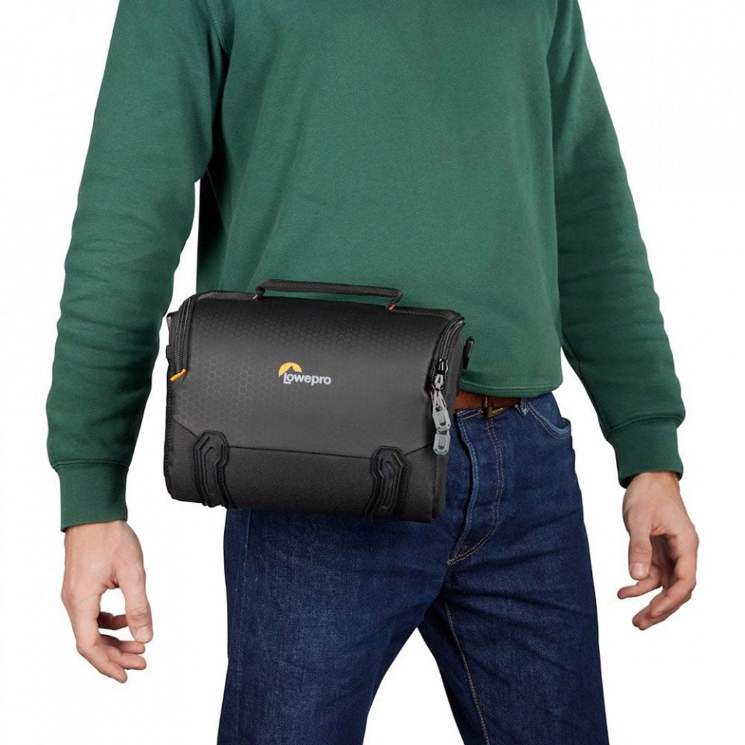 Lowepro Adventura SH 160 III Shoulder Bag - Black - additional product view