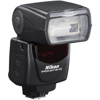 Nikon Nikkor Z 40mm f/2 Lens & SB-700 Speedlight Flash Portrait Kit - additional product view