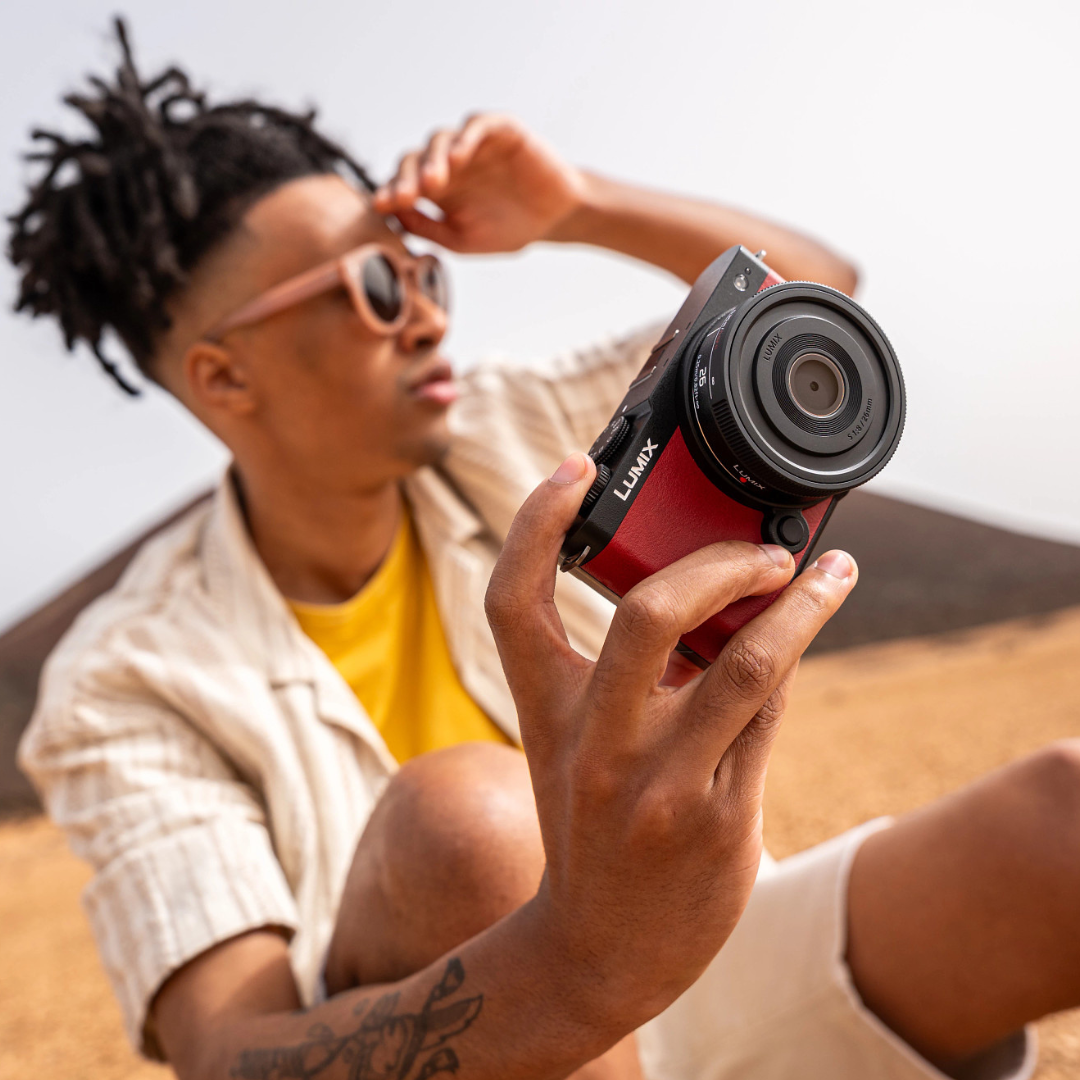 Panasonic LUMIX S9 Full Frame Camera Body - Crimson Red - additional product view