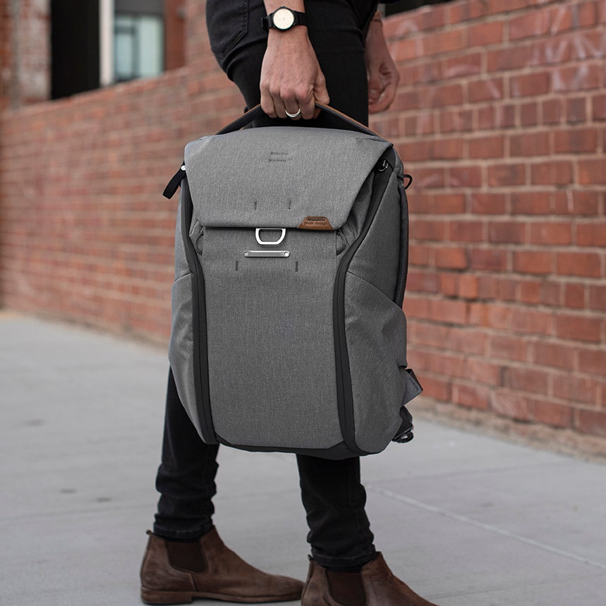 Peak Design Everyday Backpack 20L v2 - Ash - additional product view