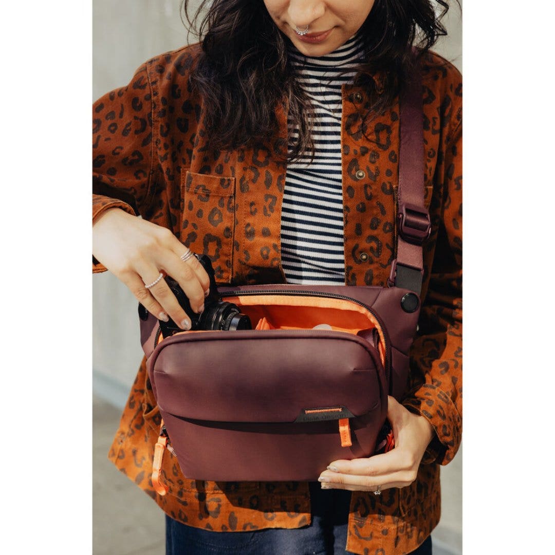 Peak Design Everyday Sling 3L Eclipse - additional product view