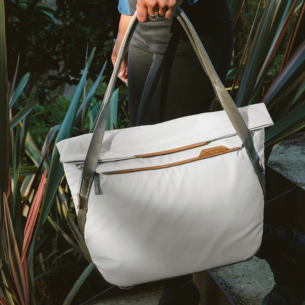 Peak Design Everyday Tote 15L v2 - Bone - additional product view