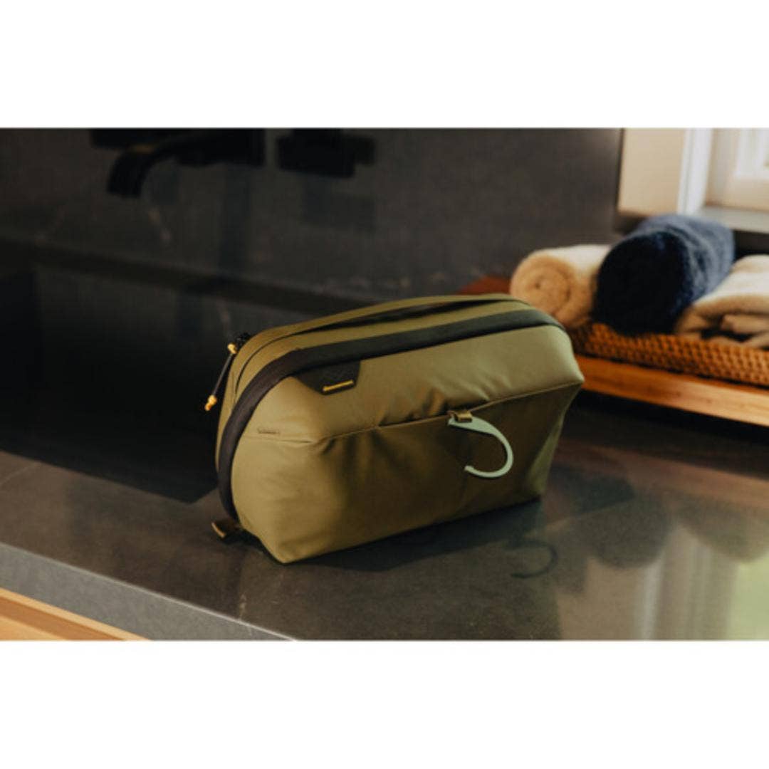 Peak Design Wash Pouch Kelp - additional product view