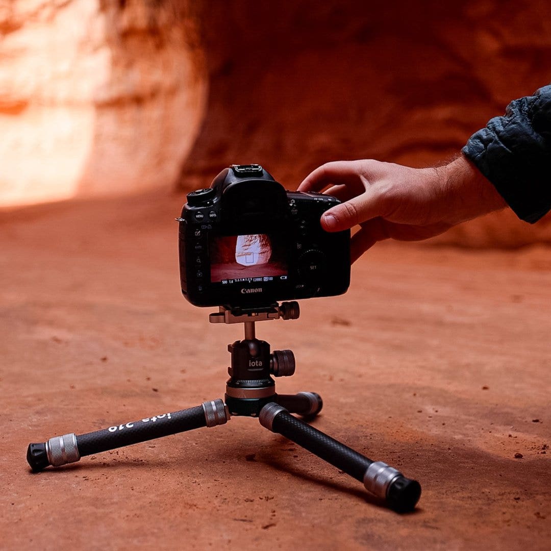 Promaster iota 219 Ultralightweight Tabletop Tripod Kit - Carbon Fiber - additional product view