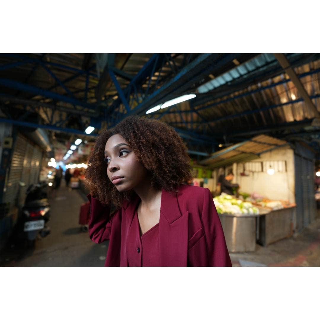 Sony FE 16mm F1.8 G Lens - additional product view