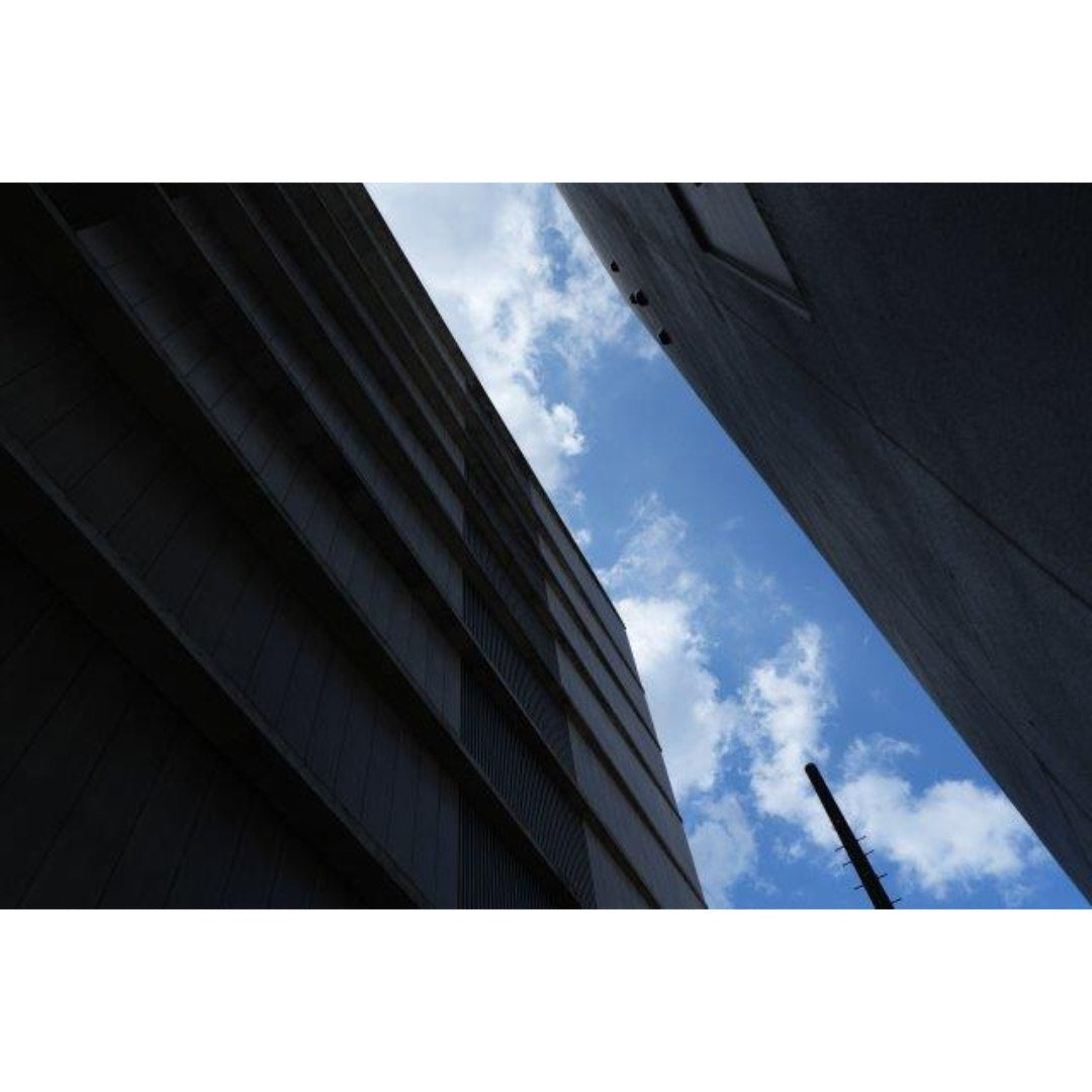 Sony FE 28-70mm f/2 GM Lens - additional product view
