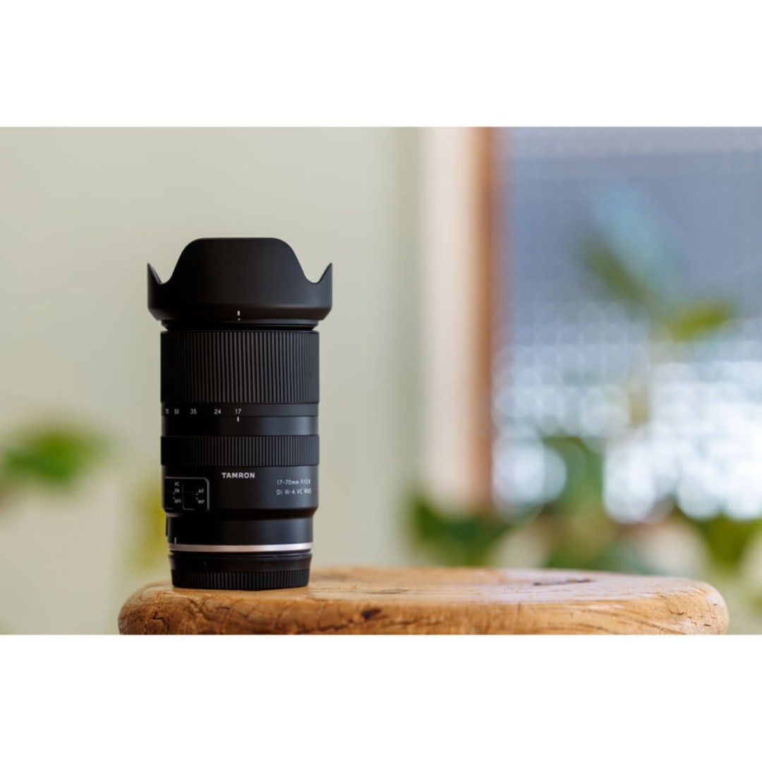 Tamron 17-70mm F/2.8 Di III-A VC RXD Lens - Canon RF (APS-C) - additional product view