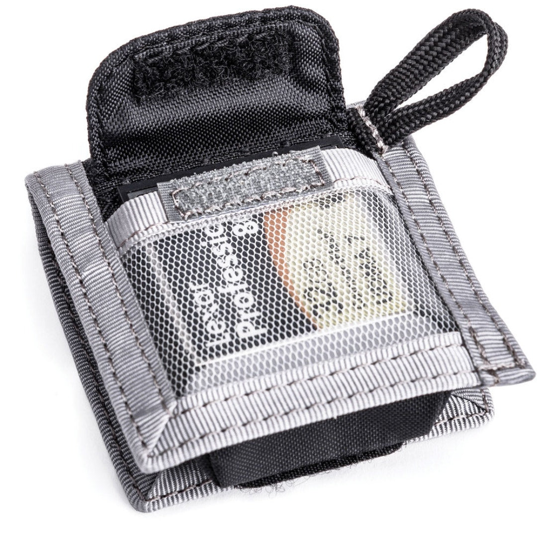 Think Tank CF/SD + Battery Wallet - additional product view