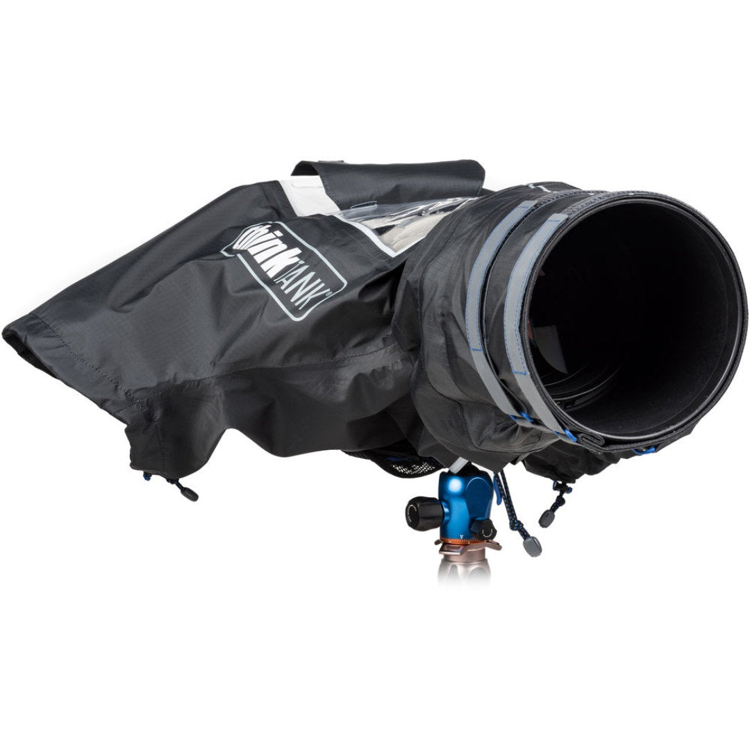 Think Tank Hydrophobia DM 300-600 V3 rain cover.