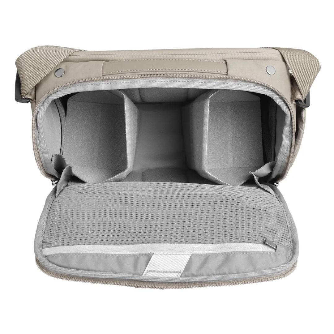 Vanguard VEO Metro S9L Shoulder Bag Cream - additional product view