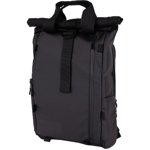 Black Wandrd PRVKE 11 Lite bag.