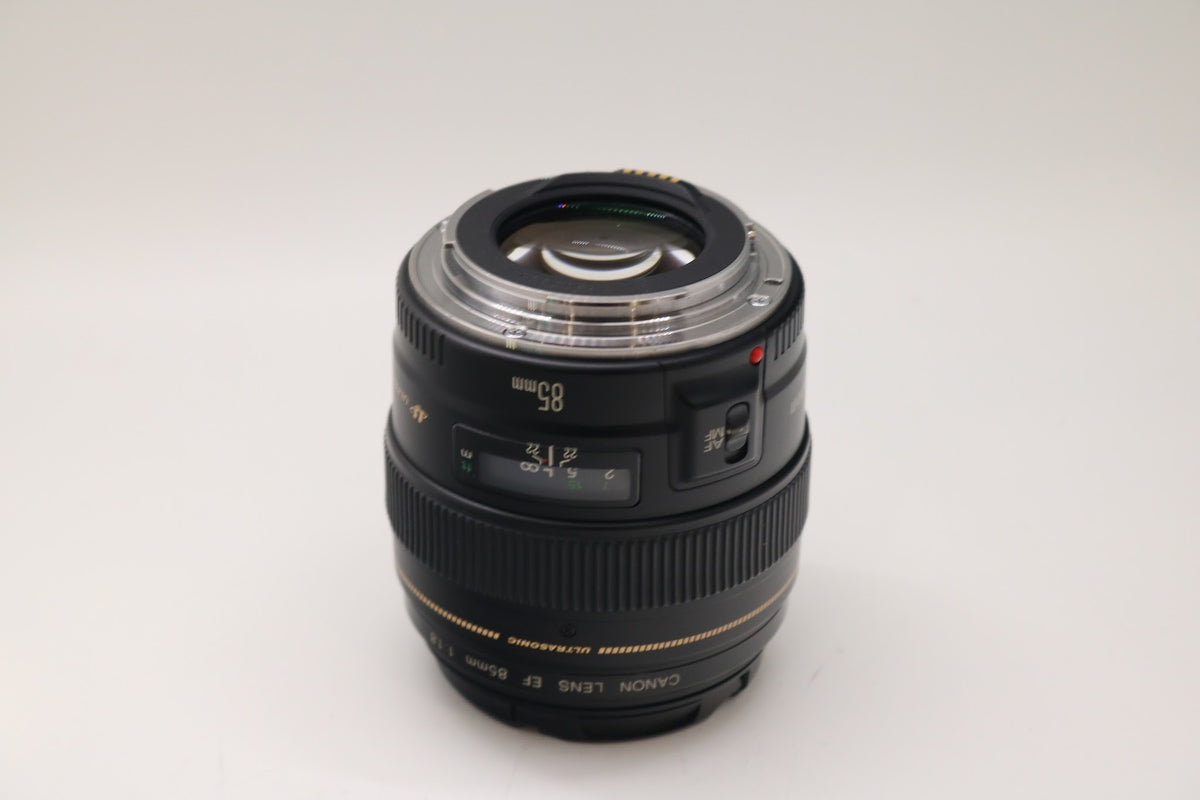 Canon EF 85mm f/1.8 USM Lens