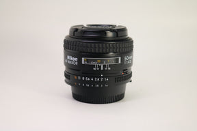 Nikon AF NIKKOR 50mm f/1.4D Lens (For Parts)