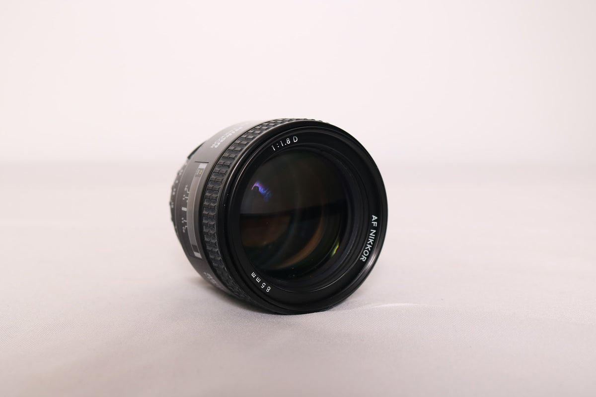 Nikon AF NIKKOR 85mm f/1.8D Lens