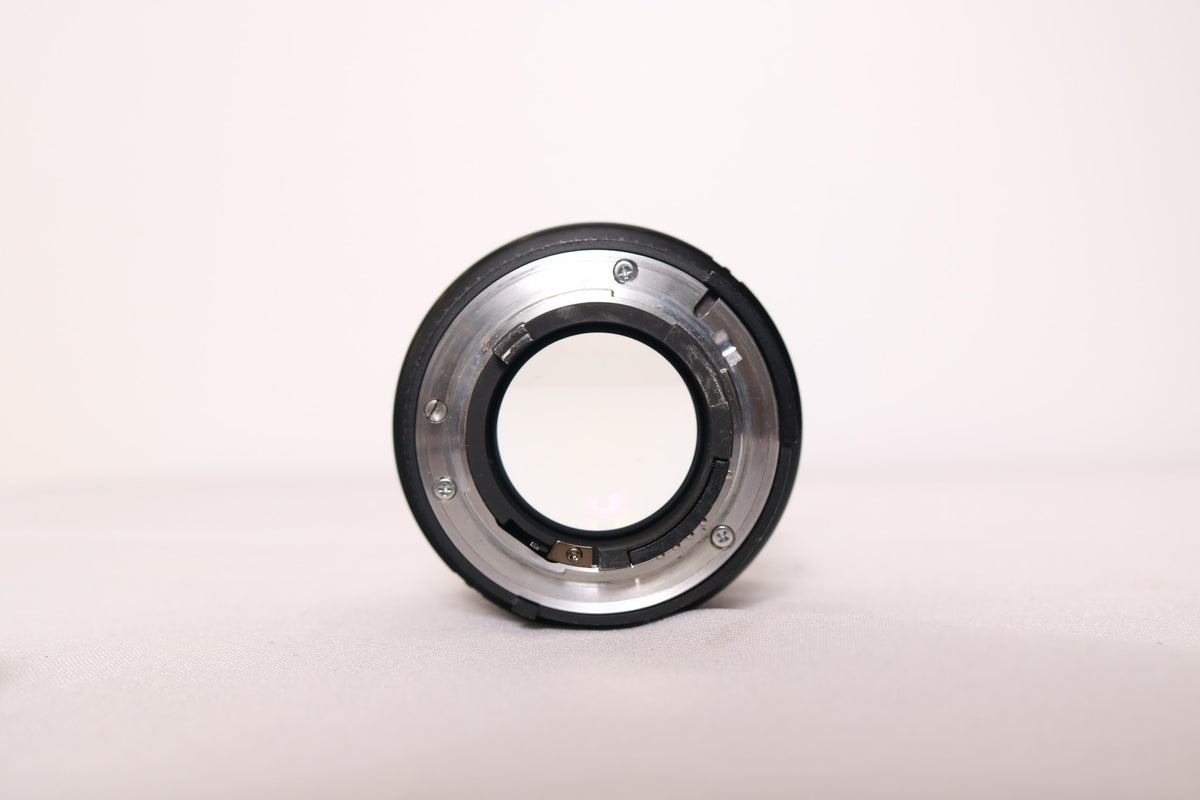 Nikon AF NIKKOR 85mm f/1.8D Lens