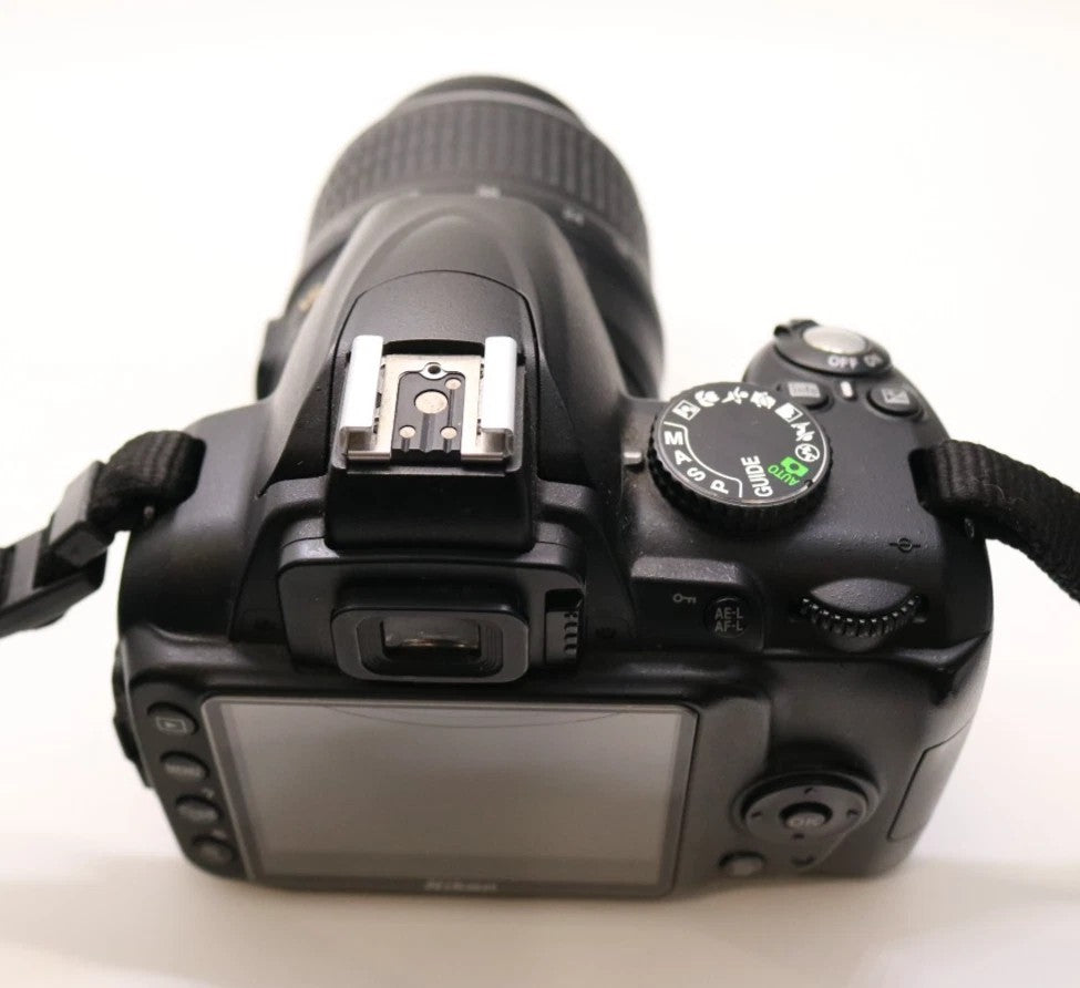 Nikon D3000 DSLR Camera with AF-S DX 18-55mm f/3.5-5.6G VR Lens