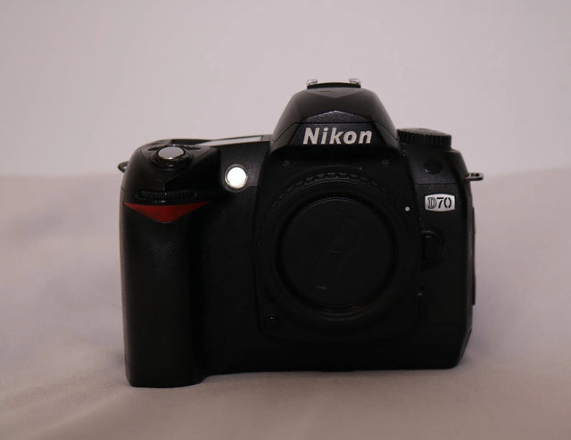 Nikon D70 DSLR Camera (Body Only)
