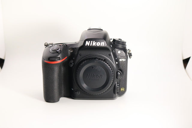 Nikon D750 DSLR Camera (Body Only)