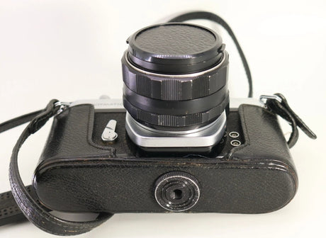 Asahi Pentax Spotmatic SP 35mm Film Camera with Takumar 50mm f/1.4 Lens