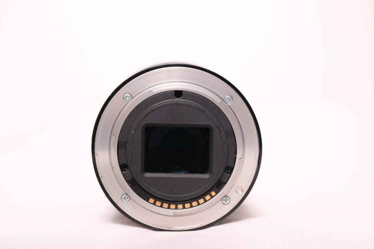 Sony E 55-210mm f/4.5-6.3 OSS Lens