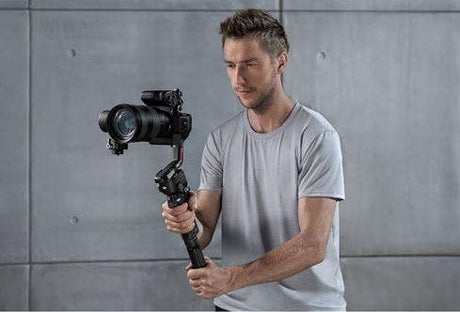 DJI RS 3 Combo Gimbal Stabilizer - payload tested 3kg - additional product view