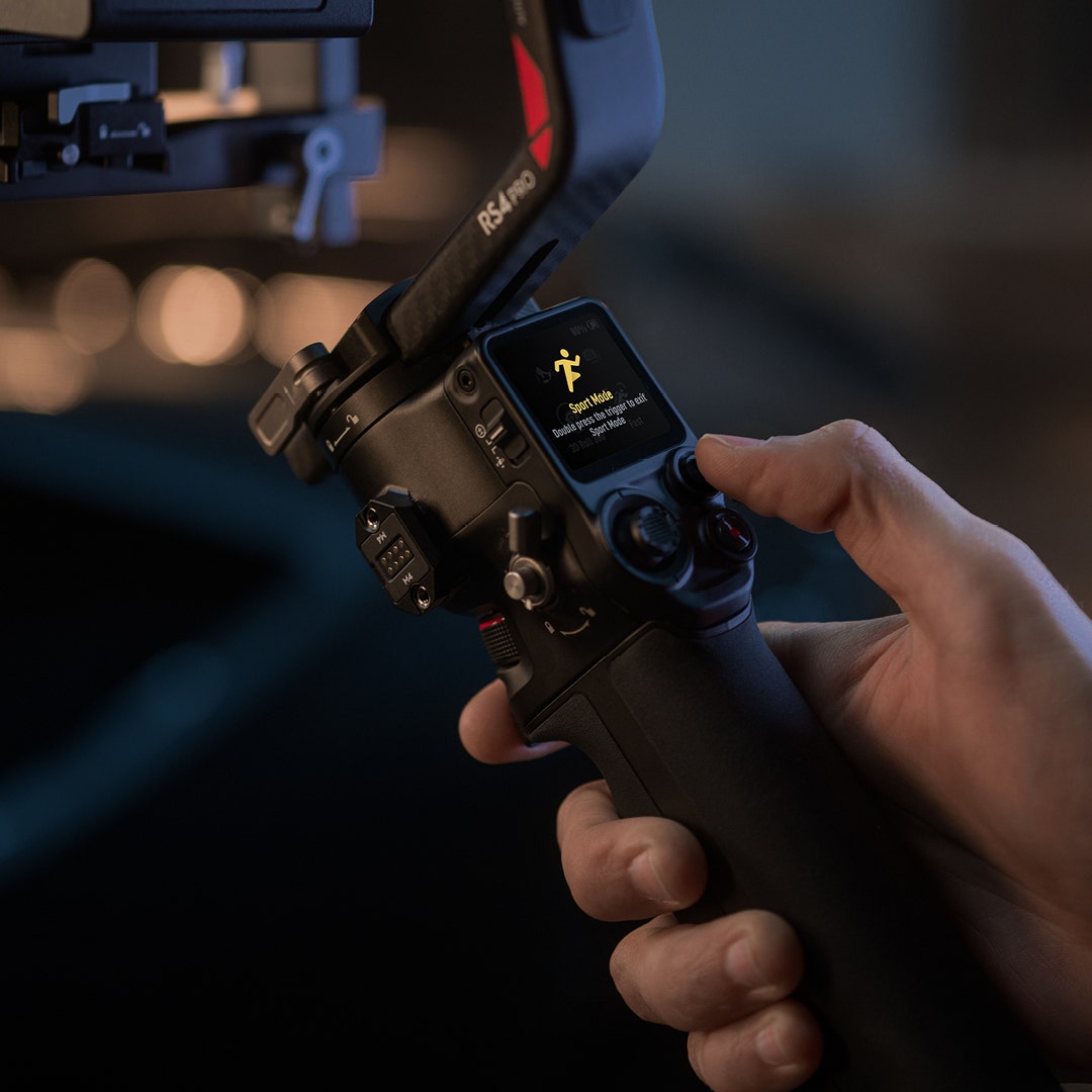 DJI RS 4 Pro Combo Gimbal Stabiliser - additional product view