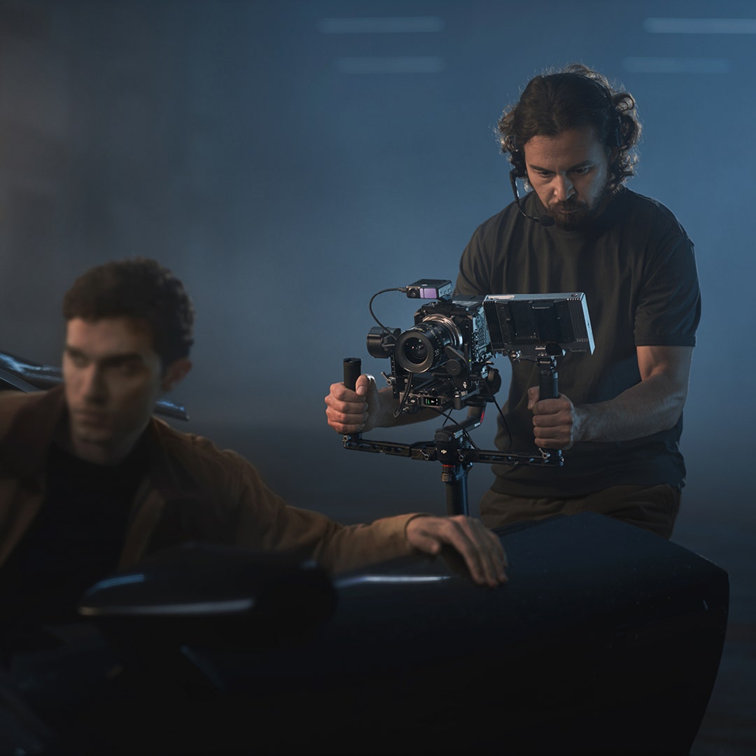 DJI RS 4 Pro Gimbal Stabiliser - additional product view