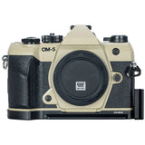 FLeofoto L-Bracket for Olympus OM-5II – Black - additional product view