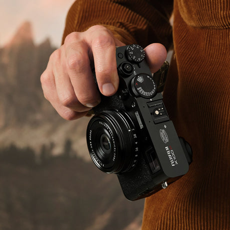 FujiFilm X100VI Black Digital Compact Camera - additional product view