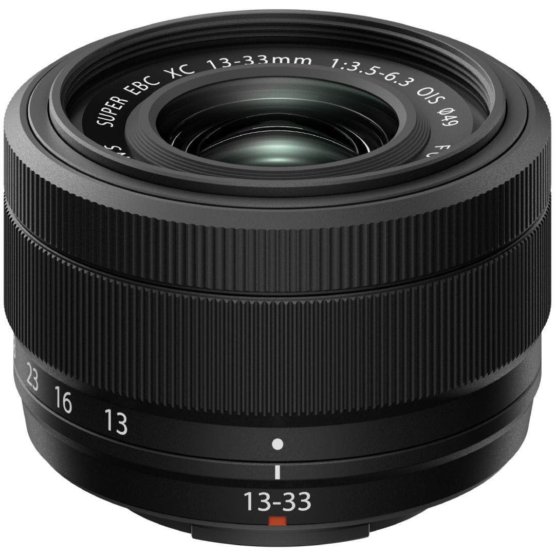 FujiFilm XC 13-33mm f/3.5-6.3 OIS lens