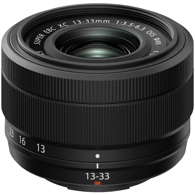 FujiFilm XC 13-33mm f/3.5-6.3 OIS lens
