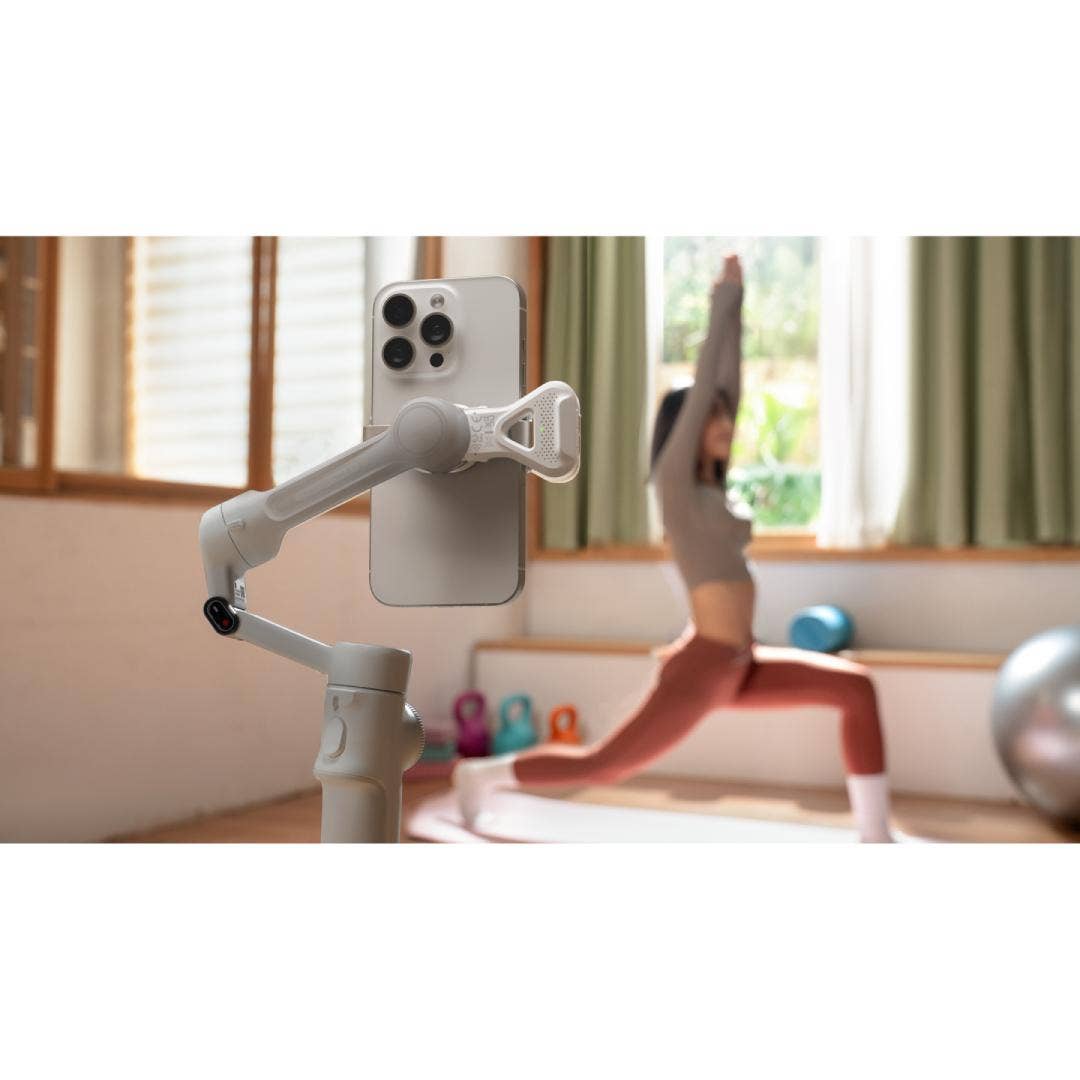 Insta360 Flow 2 AI Tracker Bundle (Grey) - additional product view