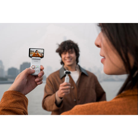 Insta360 Luna Ultra Gimbal Camera - Standard Bundle Stellar White - additional product view