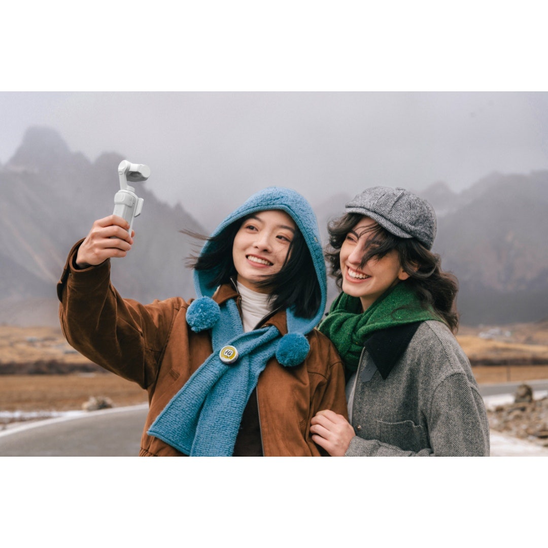Insta360 Luna Ultra Gimbal Camera - Standard Bundle Stellar White - additional product view