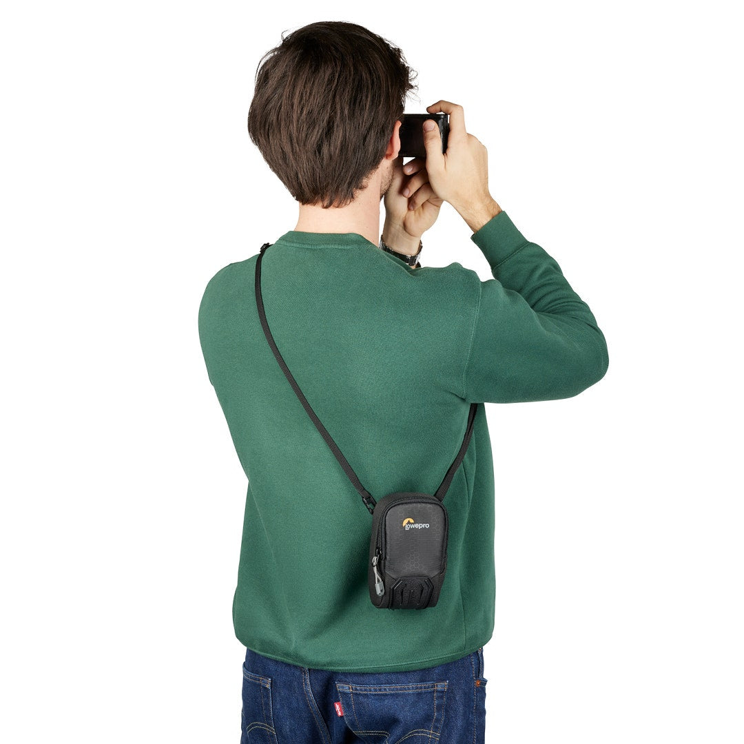 Lowepro Adventura CS 20 III Camera Pouch - Black - additional product view