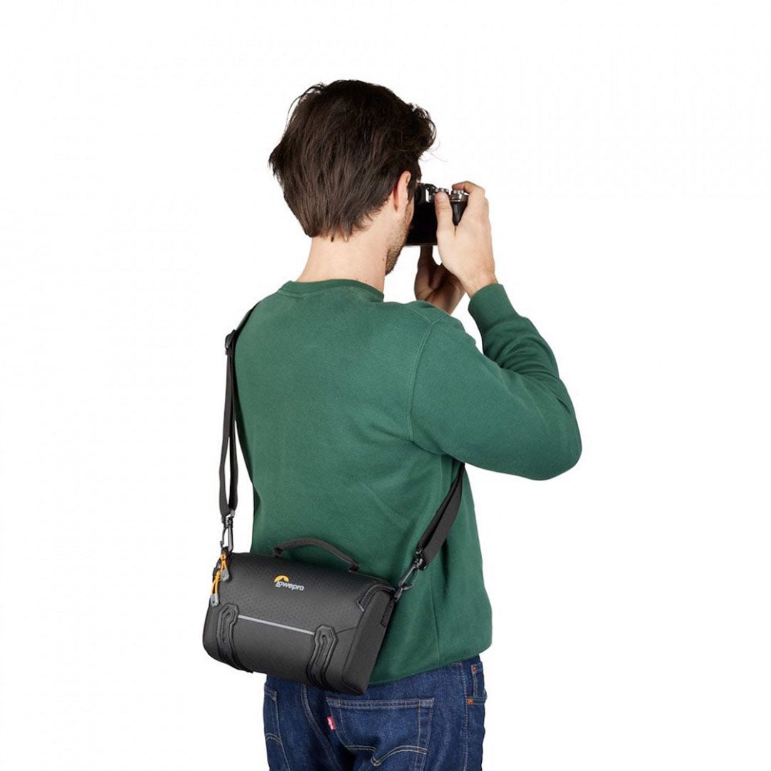Lowepro Adventura SH 160 III Shoulder Bag - Black - additional product view