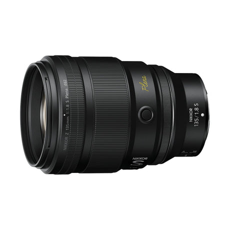Nikon NIKKOR Z 135mm f/1.8 S Plena lens