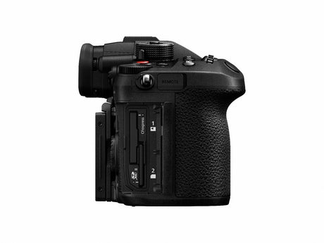 Panasonic GH6 Body w/Lumix 12- 60mm f/3.5-5.6 Lens Compact System Camera - additional product view