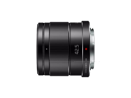 Panasonic Lumix G 42.5mm f/1.7 Black Portrait Lens - additional product view