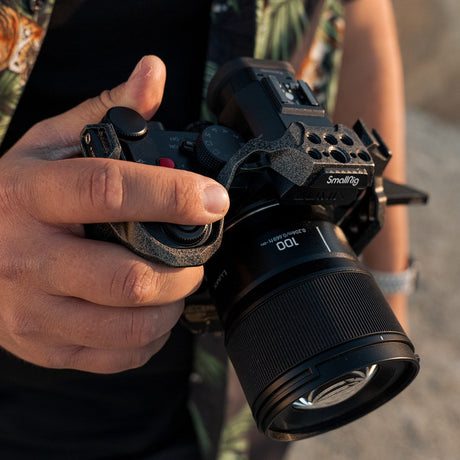 Panasonic Lumix S 100mm f/2.8 Macro Lens - additional product view