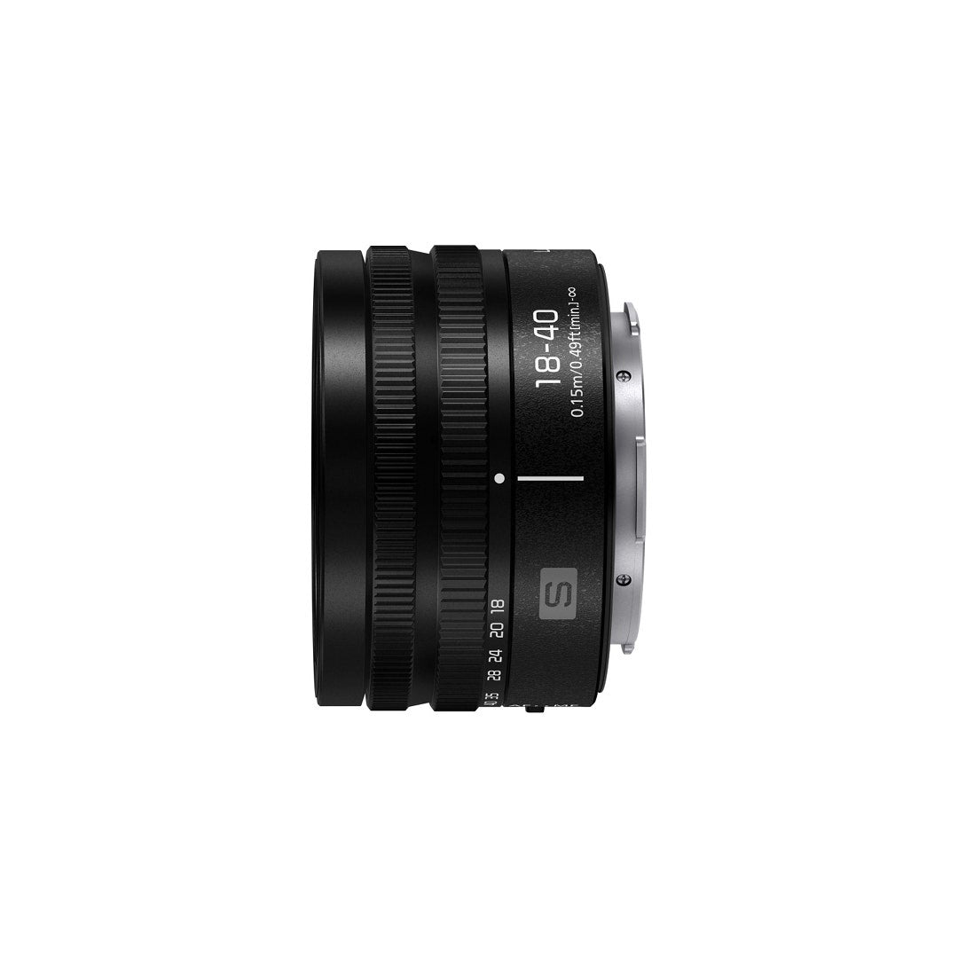 Panasonic Lumix S 18-40mm f/4.5-6.3 Lens - additional product view